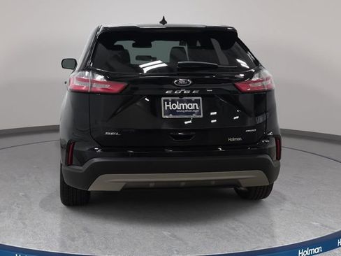Certified 2024 Ford Edge SEL AWD/4WD image 6