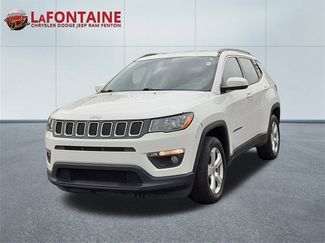 Used 2018 Jeep Compass Latitude w/ Popular Equipment Group image 1