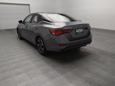 Used 2024 Nissan Sentra SV FWD image 5