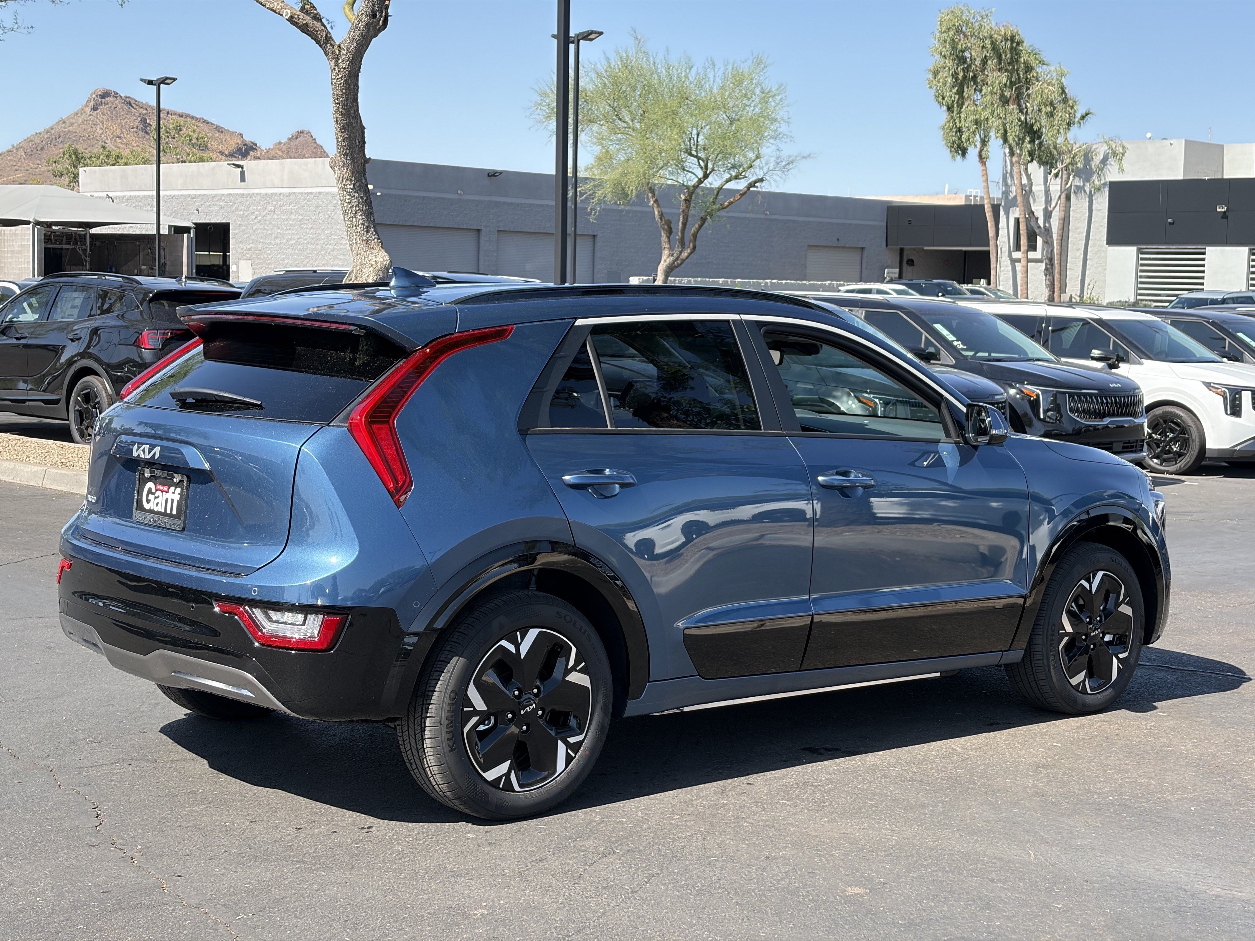 New 2026 Kia Niro Wave FWD image 4
