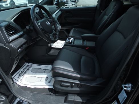 Used 2025 Honda Odyssey Sport-L image 12