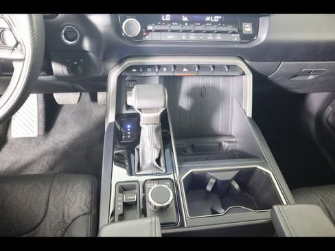 Used 2023 Toyota Tundra SR5 w/ SR5 Premium Package image 27