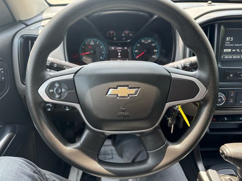 Used 2017 Chevrolet Colorado W/T w/ WT Convenience Package AWD/4WD image 19