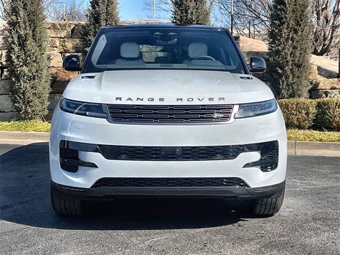 New 2026 Land Rover Range Rover Sport SE image 8