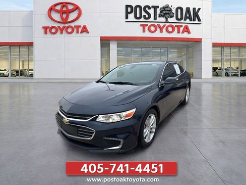 Used 2018 Chevrolet Malibu LT FWD image 10