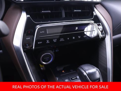 Certified 2023 Toyota Venza Limited AWD/4WD image 6