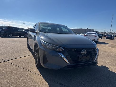 Certified 2024 Nissan Sentra SV image 2