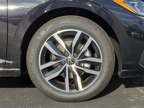 New 2026 Volkswagen Jetta SE FWD image 12