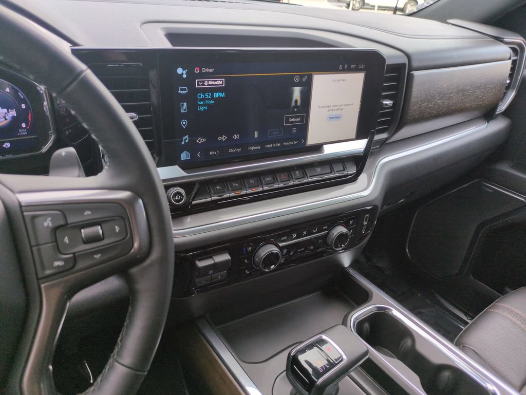 Used 2025 Chevrolet Silverado 1500 High Country w/ High Country Premium Package AWD/4WD image 17