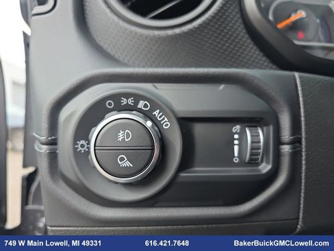 Used 2024 Jeep Gladiator Rubicon w/ Convenience Group image 24