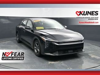 Used 2025 Kia K4 FWD video 1