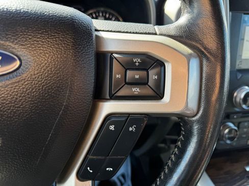 Used 2018 Ford F150 Lariat w/ Equipment Group 501A Mid image 10