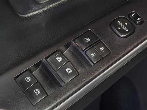 Used 2015 Toyota Camry SE FWD image 27