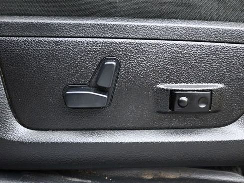 Used 2020 RAM 2500 Big Horn w/ Level 1 Equipment Group image 12