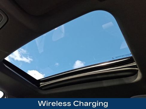 Used 2019 GMC Sierra 1500 AT4 w/ AT4 Premium Package image 18