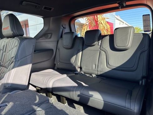 New 2025 Nissan Armada PRO-4X w/ Pro-4X Premium Package image 15