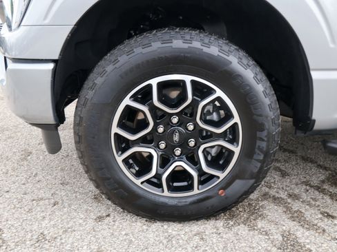 Used 2023 Ford F150 XLT w/ Equipment Group 302A High image 18