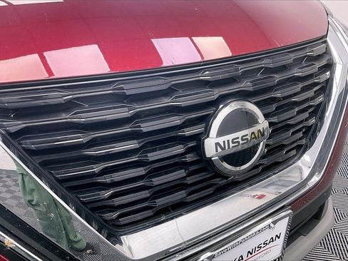 Certified 2021 Nissan Rogue SV image 28