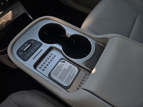 New 2026 Hyundai Ioniq 9 SE AWD/4WD image 24