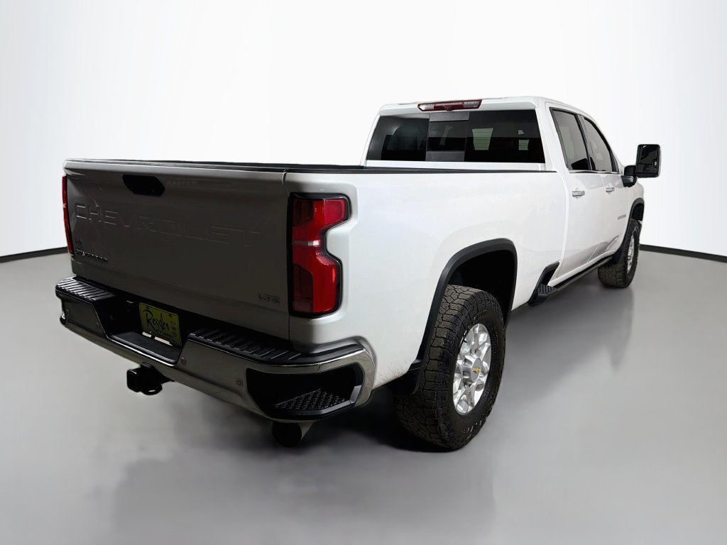 Used 2024 Chevrolet Silverado 3500 LTZ w/ LTZ Convenience Package AWD/4WD image 6