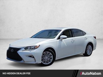 Used 2017 Lexus ES 350 w/ Accessory Package 2