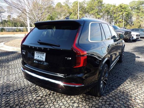 New 2026 Volvo XC90 T8 Ultra w/ Protection Package Premier image 5