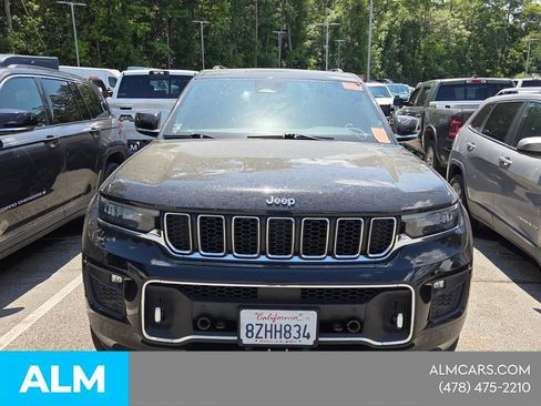 Used 2021 Jeep Grand Cherokee L Overland w/ Luxury Tech Group IV AWD/4WD image 2