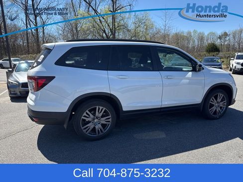 Used 2022 Honda Pilot Sport image 9