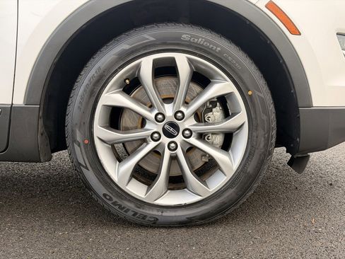 Used 2015 Lincoln MKC AWD w/ Equipment Group 101A Select image 9