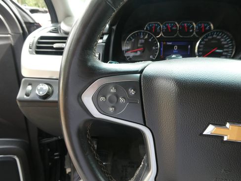 Used 2015 Chevrolet Suburban LT w/ Max Trailering Package image 17