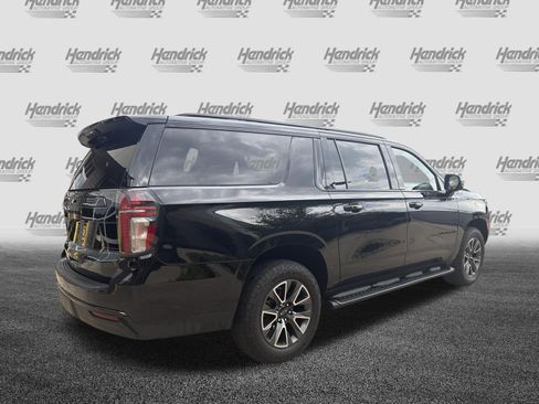 Used 2023 Chevrolet Suburban Z71 w/ Luxury Package AWD/4WD image 10