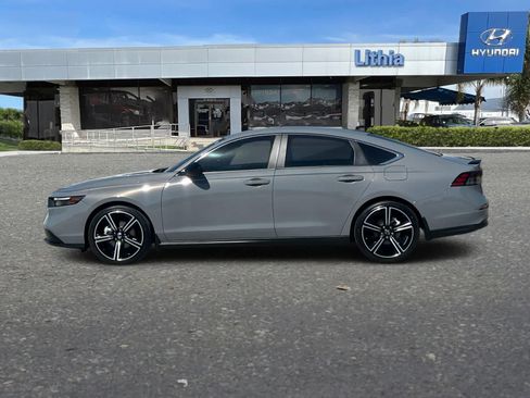 Used 2025 Honda Accord Sport image 5