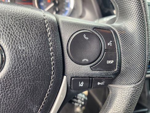 Used 2017 Toyota Corolla LE image 27