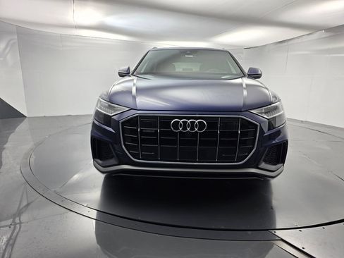 Used 2021 Audi Q8 Prestige AWD/4WD image 2