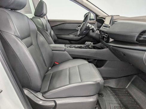 Used 2021 Nissan Rogue SV w/ Premium Package AWD/4WD image 43