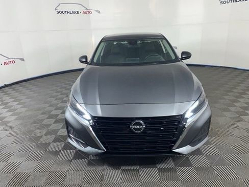 Certified 2024 Nissan Altima 2.5 SV image 2