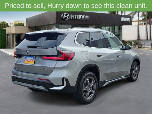 Used 2024 BMW X1 xDrive28i AWD/4WD image 3