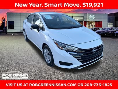 New 2025 Nissan Versa S w/ Trunk Package