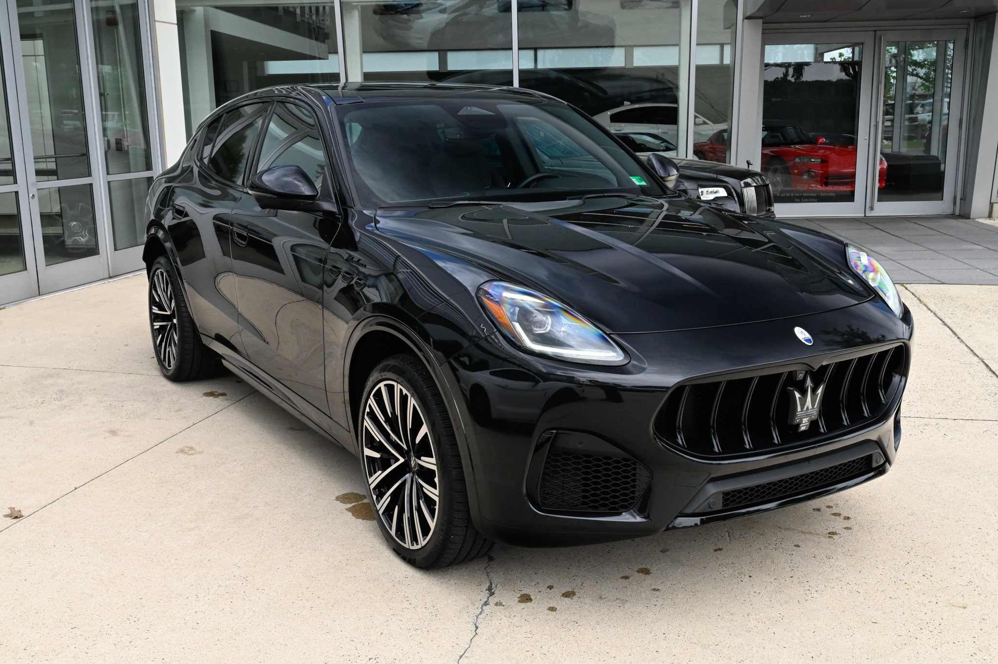 New 2025 Maserati Grecale Modena AWD/4WD image 3