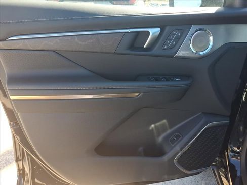 New 2026 Buick Enclave Avenir w/ Super Cruise Package image 12