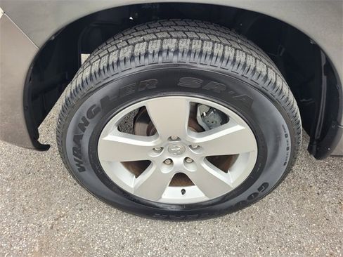 Used 2012 RAM 1500 Express image 18