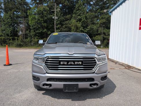 Used 2022 RAM 1500 Limited w/ Body-Colour Bumper Group AWD/4WD image 3