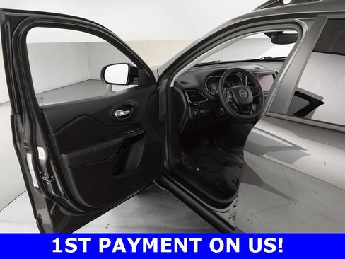 Certified 2023 Jeep Cherokee Altitude Lux image 17