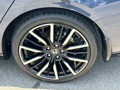 Used 2024 Honda Accord Touring image 16