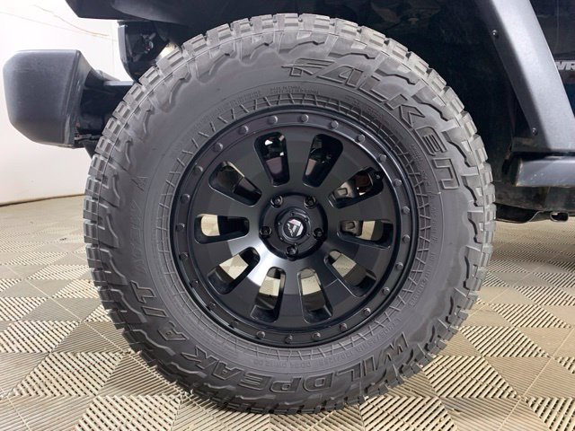 Used 2017 Jeep Wrangler Sport AWD/4WD image 30