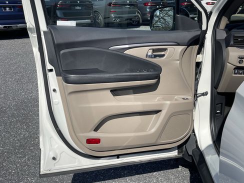 Used 2019 Honda Ridgeline RTL-T image 8