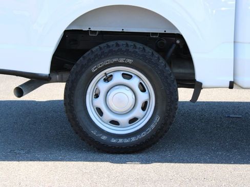 Used 2023 Ford F150 XL w/ FX4 Off-Road Package AWD/4WD image 12