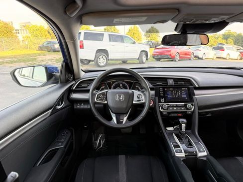Used 2020 Honda Civic EX image 25