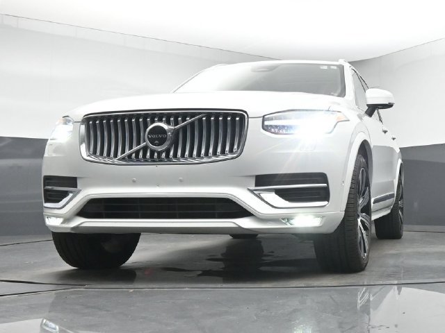 Used 2024 Volvo XC90 B6 Ultimate w/ Protection Package Premier AWD/4WD image 11