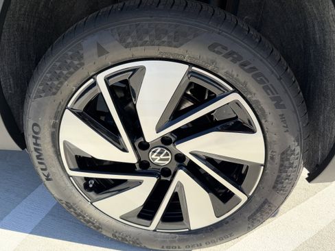 New 2026 Volkswagen Atlas SE image 31